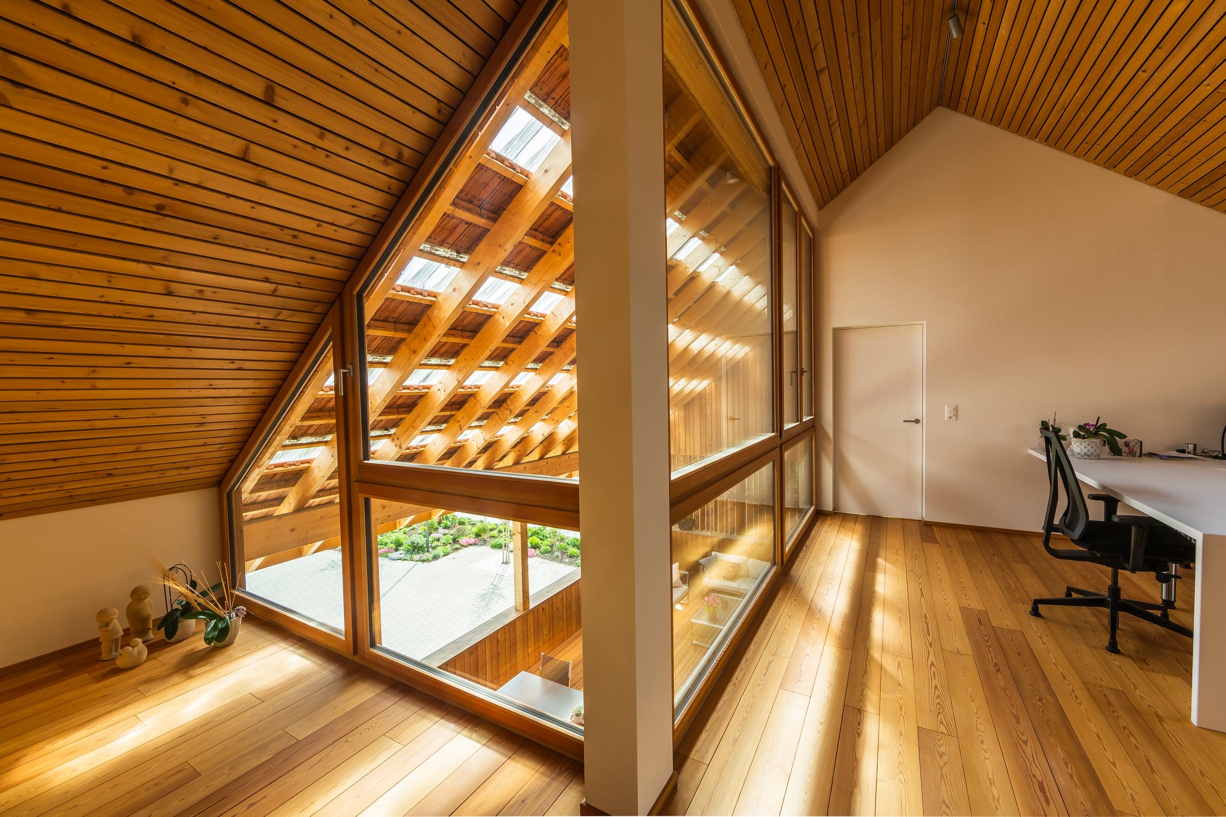 Holzfenster in einem ausgeführten Objekt von Gsell Fenster